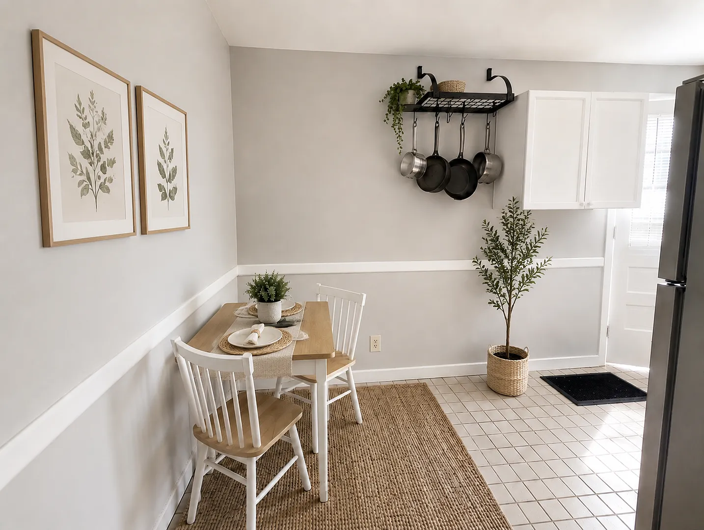 1-bed 1-bath Heritage Hill Apartment — Photo 4