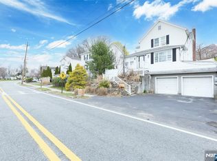 111 Ramapo Valley Rd, Mahwah, NJ 07430