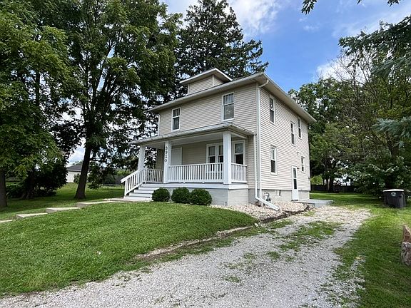 3rd image of 3920 Foresthill Ave