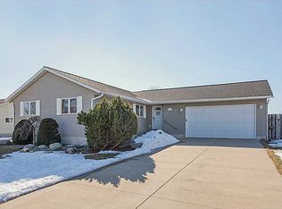 505 Oak Ave, Urbana, IA