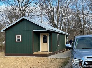 464 W Apache Dr, Paoli, IN