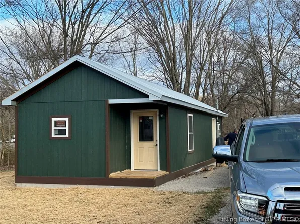 464 W Apache Drive, Paoli, IN 47454
