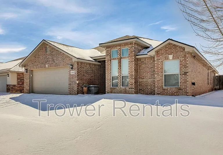 9915 Rainbow Dr — Photo 6