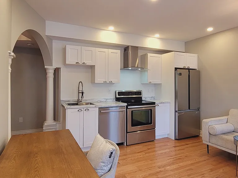 157 James St #202 — Photo 13