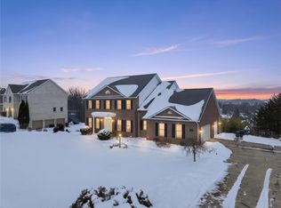 1022 Lexington Dr, Export, PA