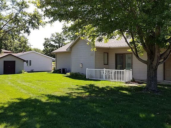 Outside patio and shed