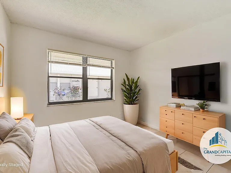Fall Ridge Apartments — Photo 5