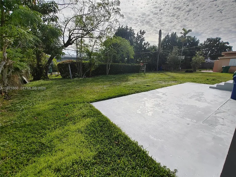 14901 NW 9th Ct — Photo 38