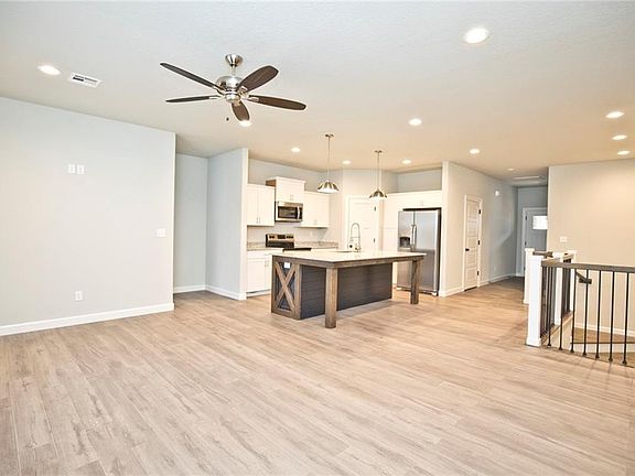 2nd image of 34 Holly Dr