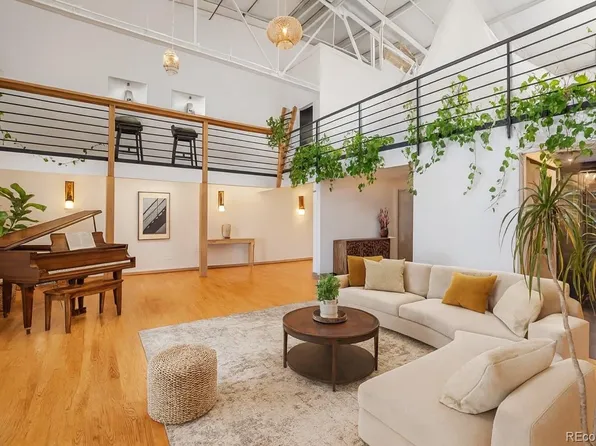 3377 Blake Street #207, Denver, CO 80205