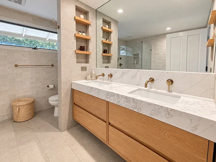 3 bed, 2.0 bath, 2200 sqft, $9,000 — Photo 4