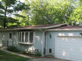 2809 Walnut Dr, Wonder Lake, IL 60097