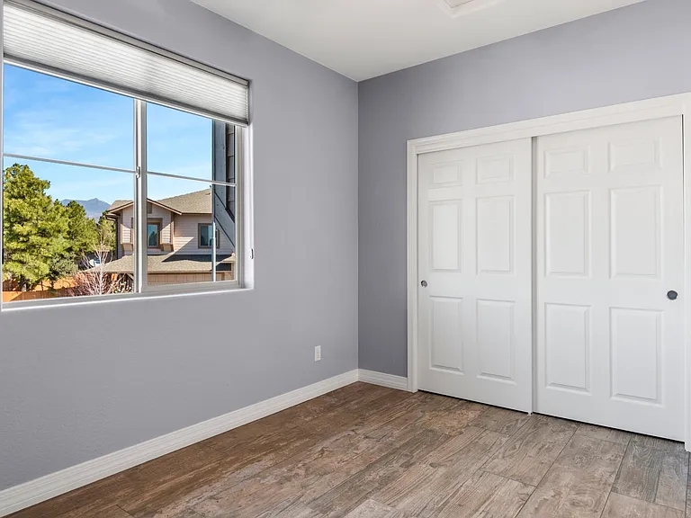 1196 N Waterside Dr — Photo 20