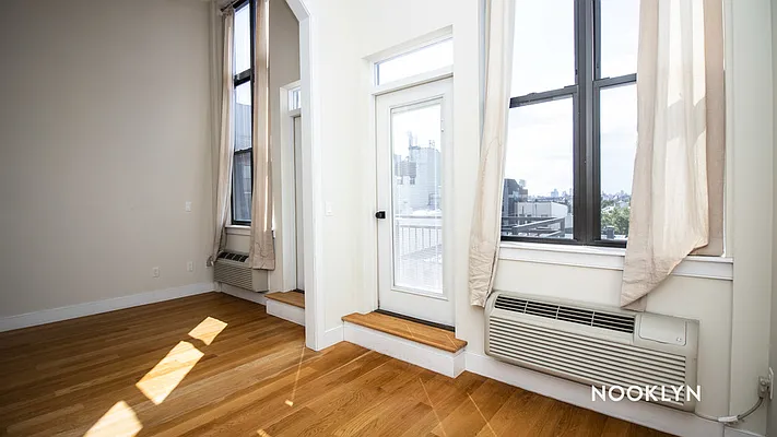 Rented by Nooklyn NYC LLC | media 19