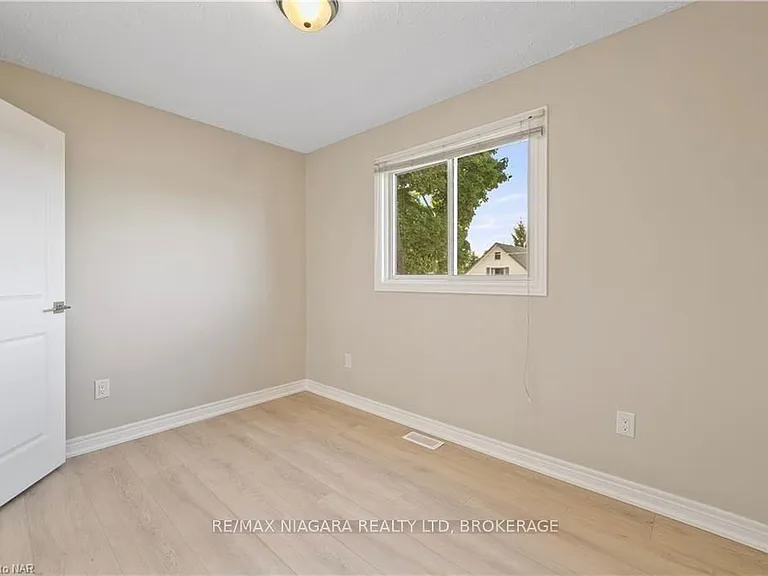 6344 Drummond Rd #1 — Photo 18
