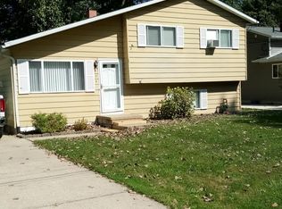 994 Bryce Ave, Aurora, OH 44202