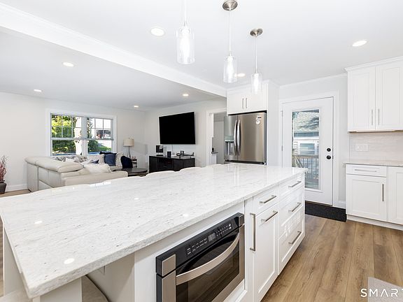 5th image of 50 Palmer Avenue