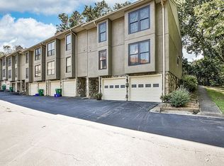 1738 Woodcliff Ct, Atlanta, GA 30329