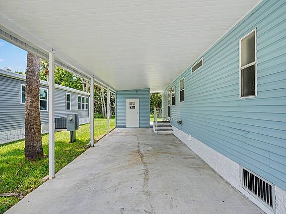 4th image of 4585 Wood Stork Dr