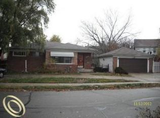15061 Woodmont Ave, Detroit, MI 48227