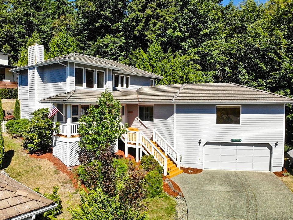 1st image of 17702 Baywatch Ct NE