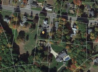 3 Cheney Ln, Plaistow, NH 03865