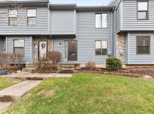 1146 Chestnut Ct, Cincinnati, OH 45245