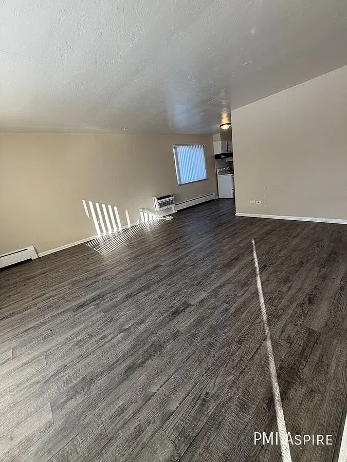 Move-In Special Off First Month's Rent! — Photo 2