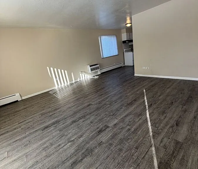 1351 Xenia St #2F — Photo 2