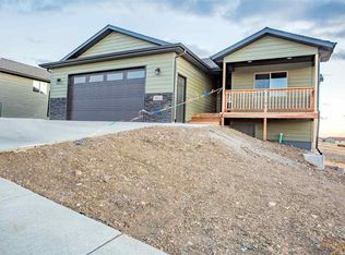 5421 Darian St, Rapid City, SD 57703