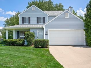 625 Teton Cir, Carol Stream, IL 60188