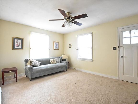 4th image of 4513 Stanley Dr