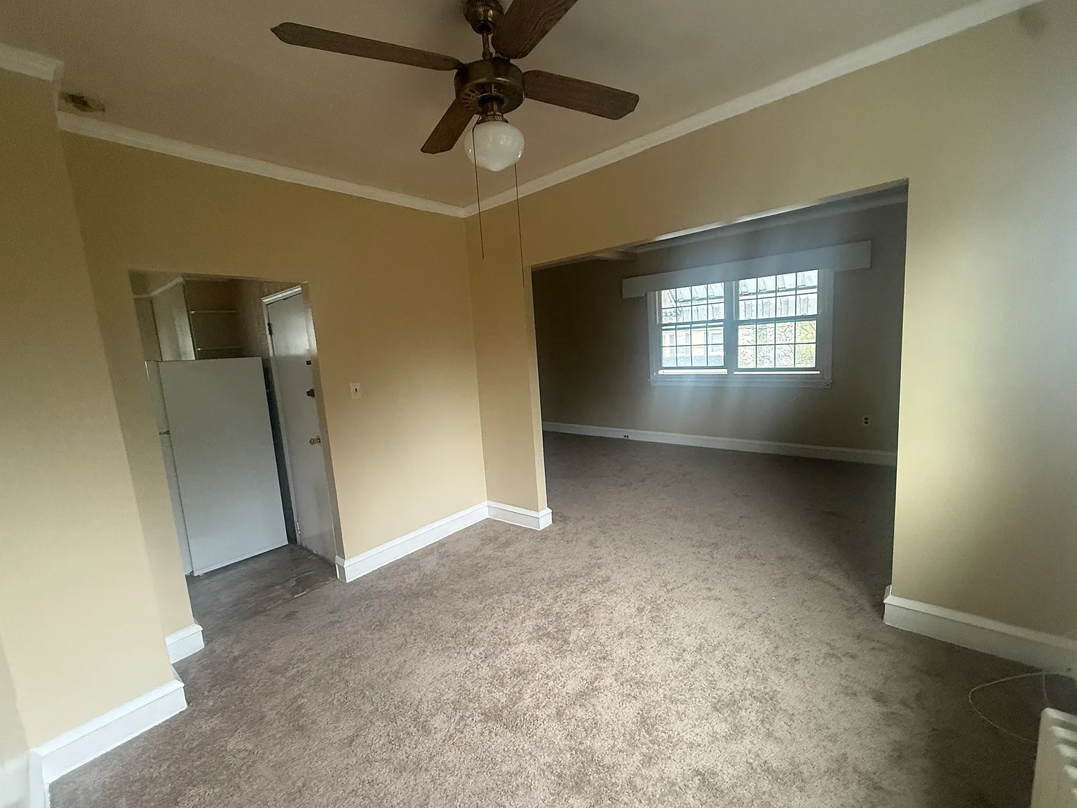 2 bed, 900 sqft, $1,295 — Photo 3
