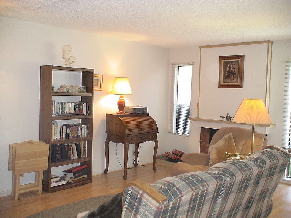 2nd image of 41 Madrid Ln