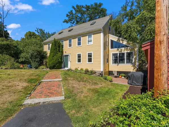 9 Cook Street #4, Kittery, ME 03904