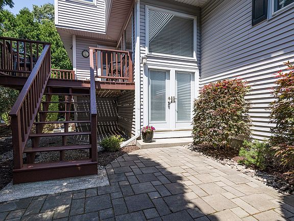 2nd image of 244 Algonquin Trl Unit 244