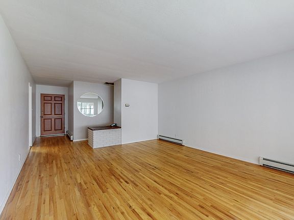 3rd image of 1612 Alvarado Dr NE