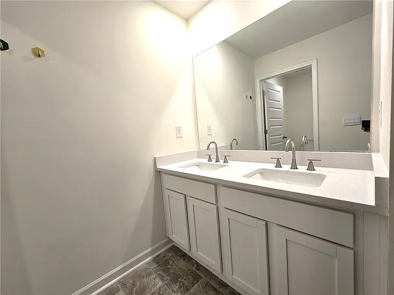 1936 Waycross Ln — Photo 18
