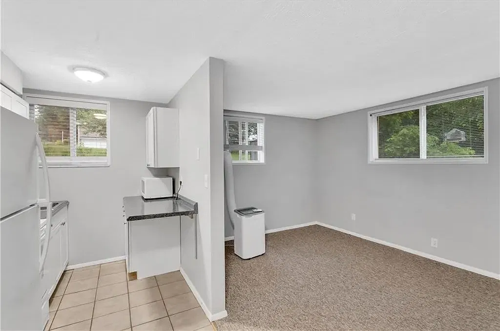1 bed, $750 — Photo 1