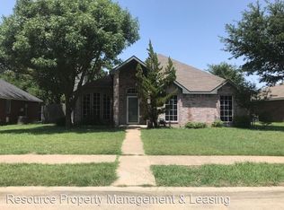 8802 Pheasant Run Dr, Rowlett, TX 75089