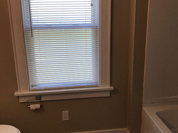5th image of 5003 N Bellevue Pl