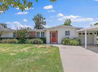 560 Bay Ridge Rd, Jacksonville, FL 32216