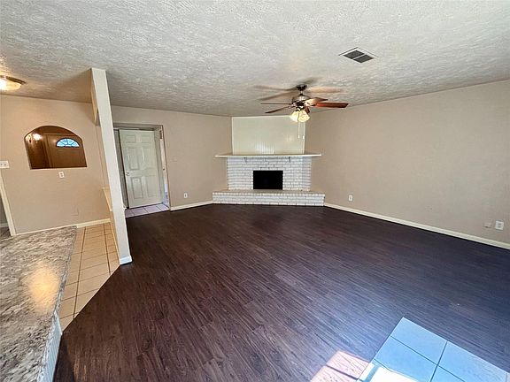 4th image of 17523 Fieldglen Dr