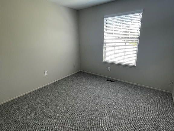 3rd image of 3102 Beechtree Ct