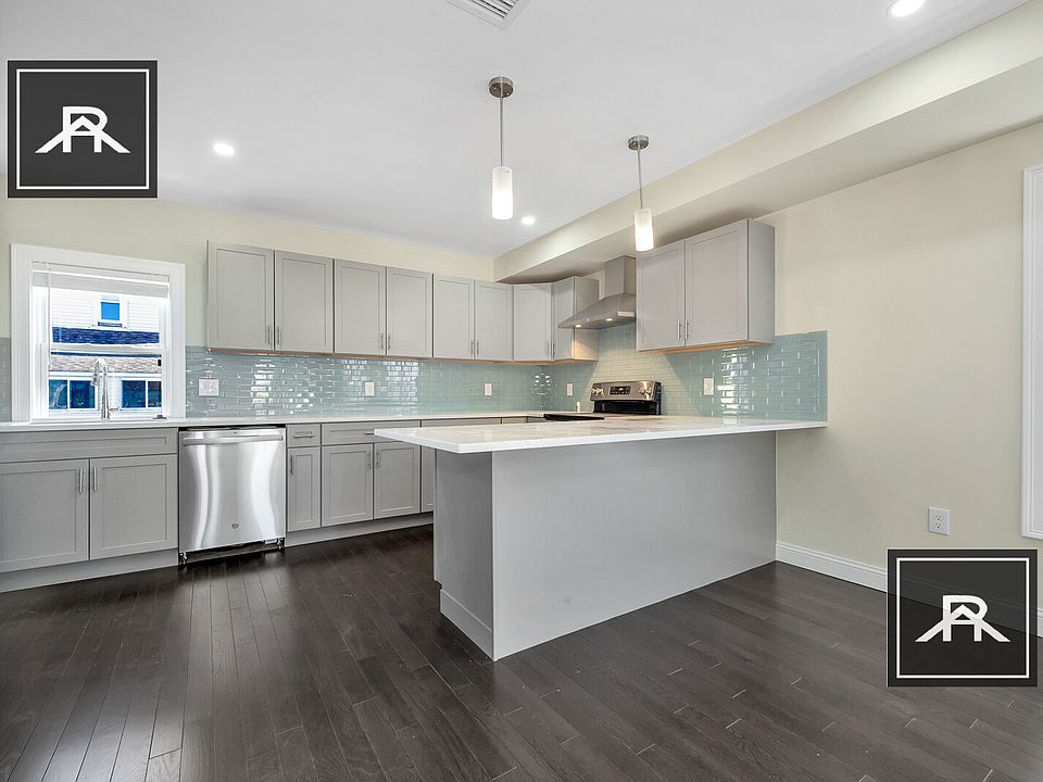 1st image of 43 Wright Ave #2