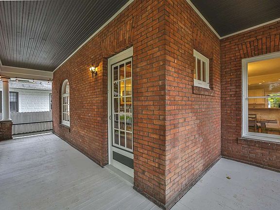 2nd image of 2508 S Grand Blvd