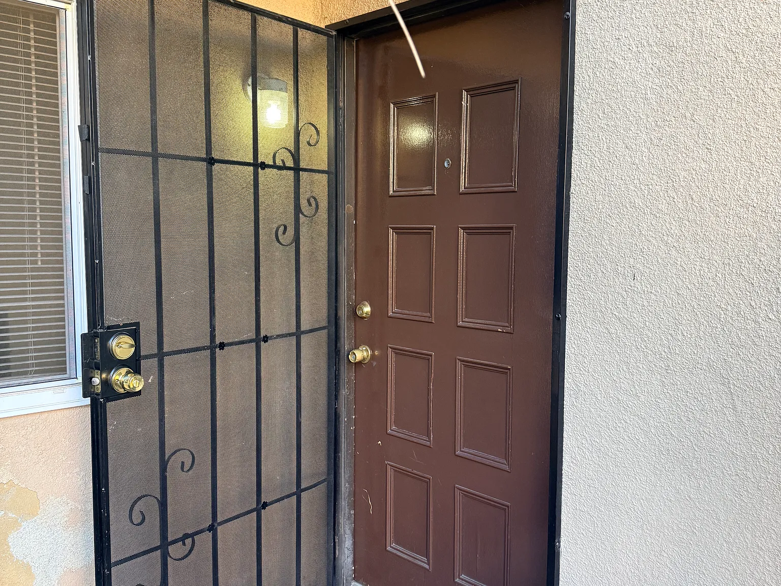 2 bed, 1100 sqft, $2,350 — Photo 1