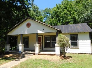 1356 Wentworth St, Reidsville, NC 27320