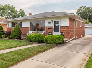 8681 Randy Dr, Westland, MI 48185