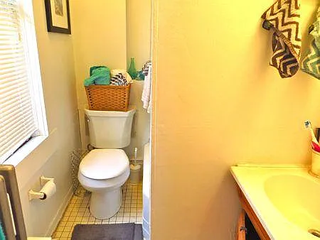 Studio, 450 sqft, $2,700 — Photo 4
